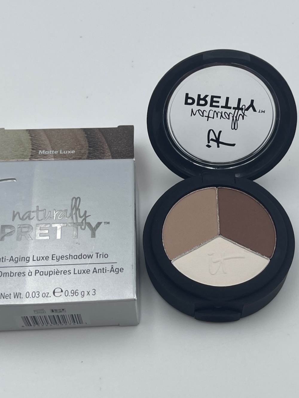 NEW IT Cosmetics Naturally Pretty Anti Aging Eyeshadow Trio .96 g*3 -Matte Luxe